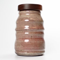 Celadon krukke med mahogni l�g